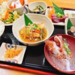 釣り上げたスマガツオを!!♪